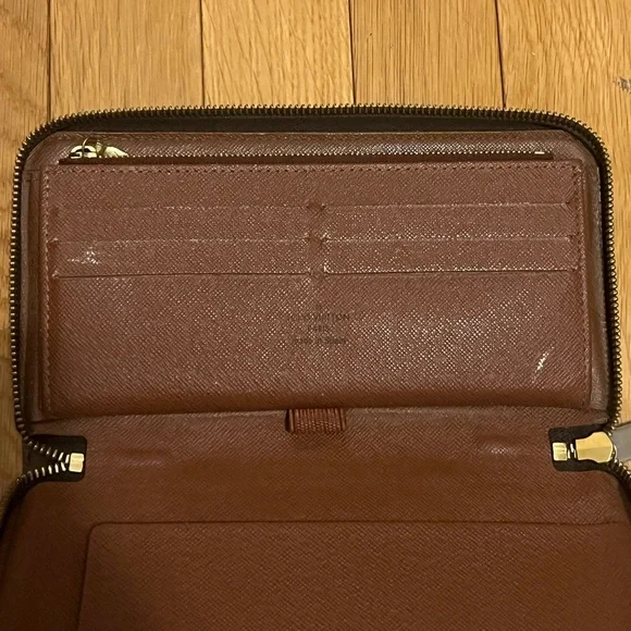 Louis Vuitton Zippy Organizer - Picture 3 of 7
